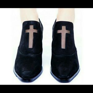 ISO Will Do SIZE 11 or 11.5